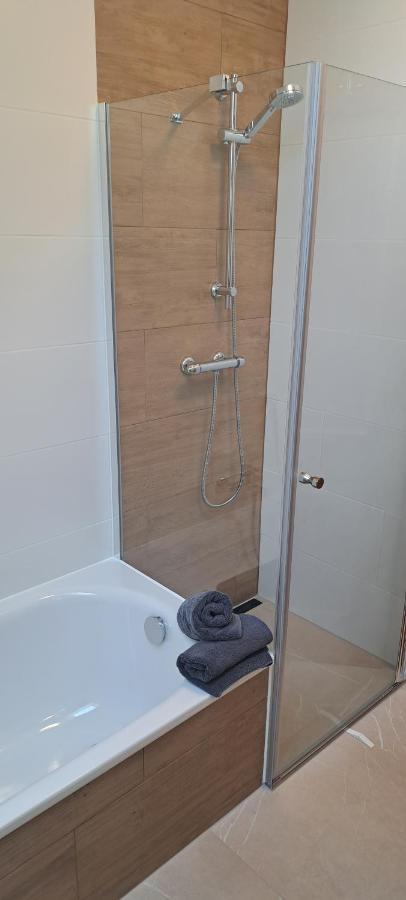 Traumhafte Ferienwohnung Auf 100 Quadratmetern Fuer 6 Pers Naehe Muenchen, Icm, Therme, Muc Forstinning Esterno foto